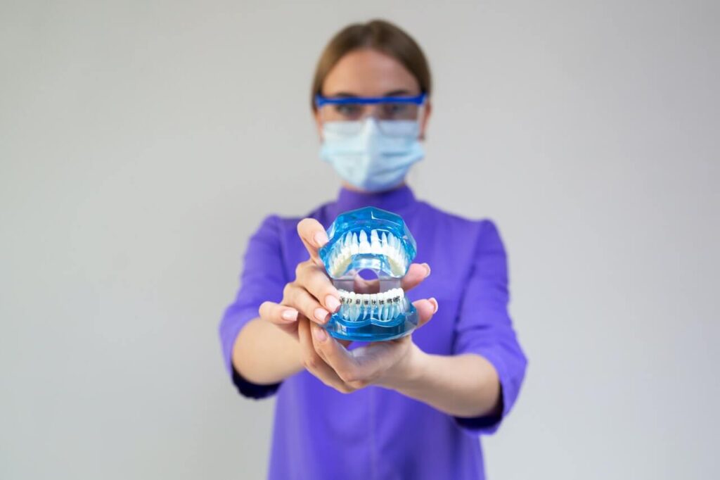 The 6 Best Dental Implant Clinics In Ottawa [2022]
